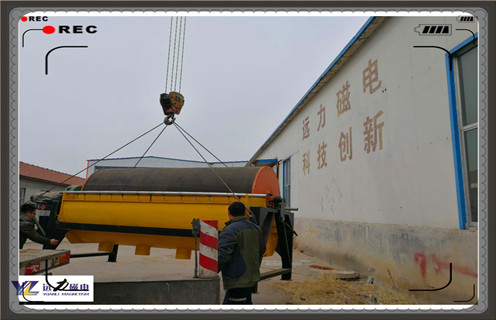 干式磁選機(jī)，好用的干式磁選機(jī)會(huì)激發(fā)你的購(gòu)買欲_磁性礦好用的干式磁選機(jī)會(huì)激發(fā)你的購(gòu)買欲_好用的干式磁選機(jī)會(huì)激發(fā)你的購(gòu)買欲工作視頻皮帶及結(jié)構(gòu)價(jià)格