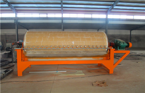 干式強(qiáng)磁磁選機(jī)，青海干式強(qiáng)磁磁選機(jī)_青海干式強(qiáng)磁磁選機(jī)發(fā)展工作視頻皮帶及結(jié)構(gòu)價(jià)格